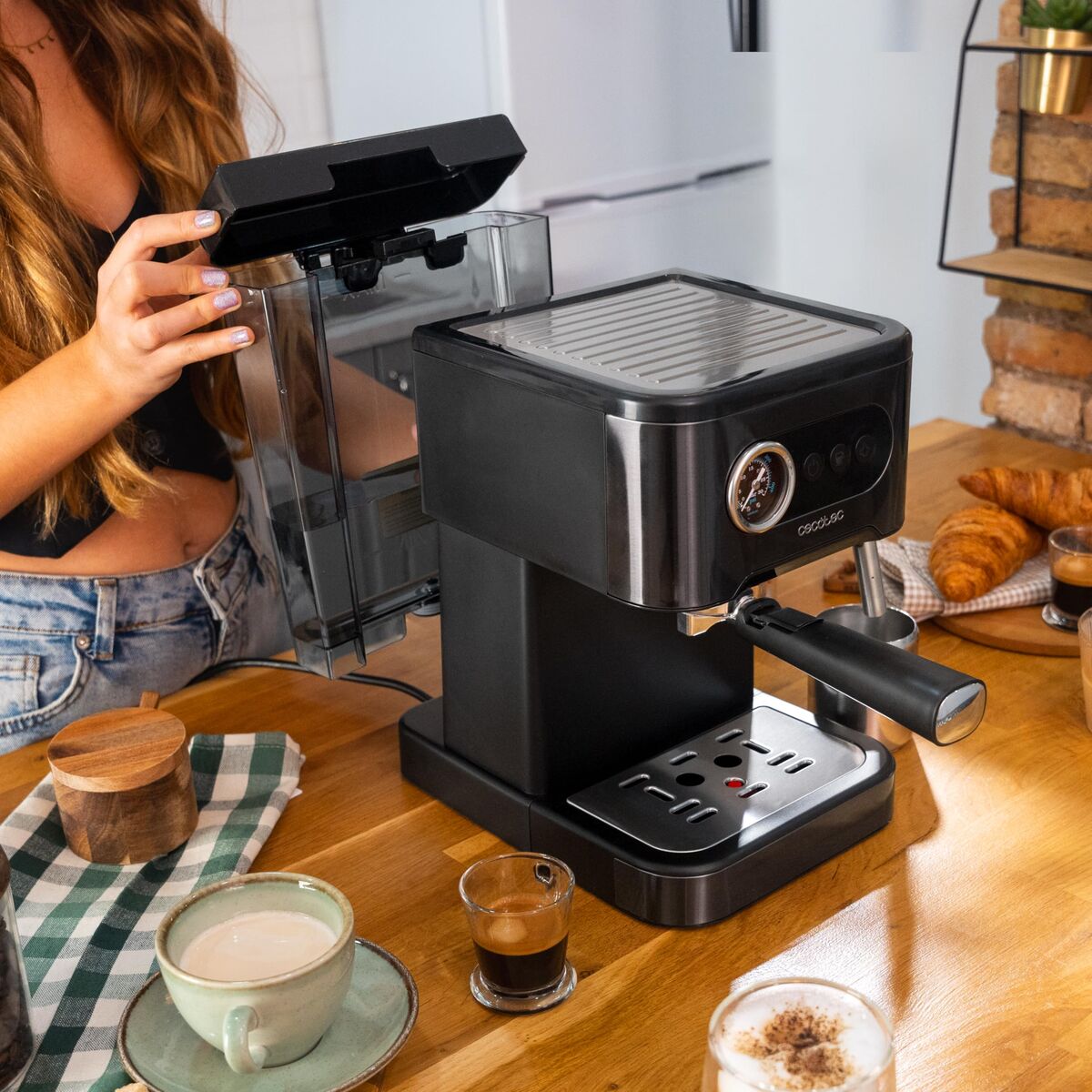 Cecotec Power Espresso 20 Pro Manual Coffee Machine 20 bar 1.5L Steel Steam Wand